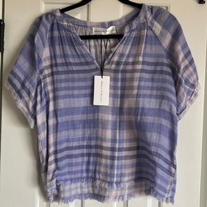 Adorable NWT Lightweight purple plaid shirt sleeve blouse